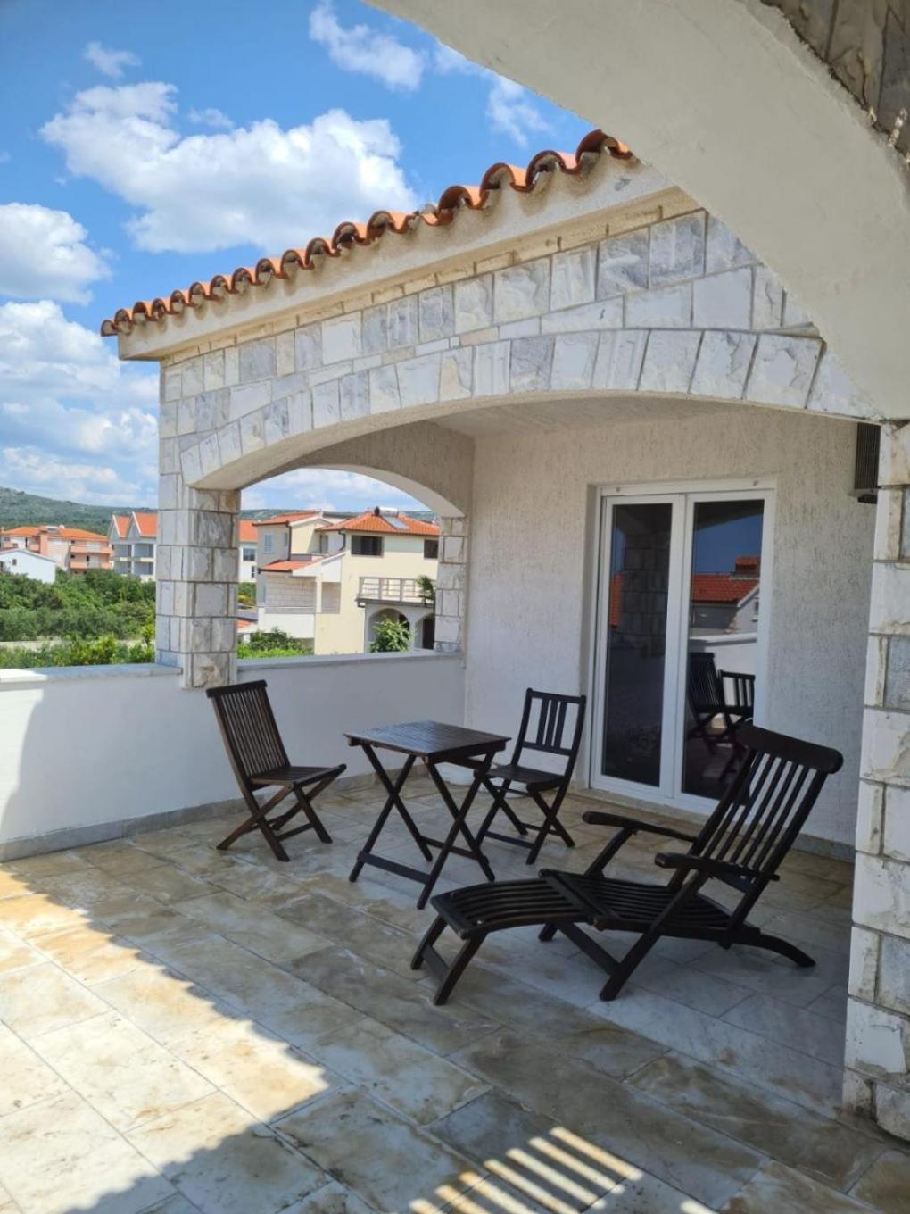 Villa More - 10m from sea Rogoznica  Esterno foto