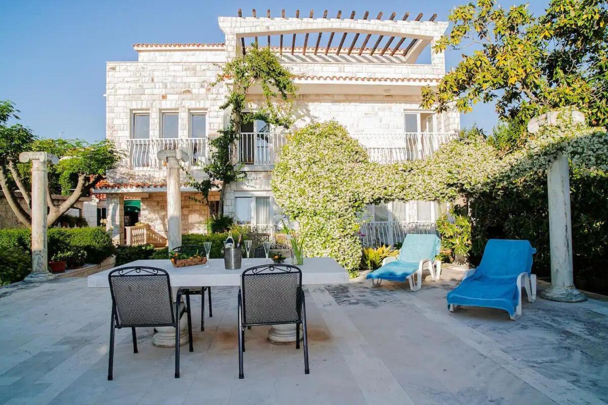 Villa More - 10m from sea Rogoznica  Esterno foto